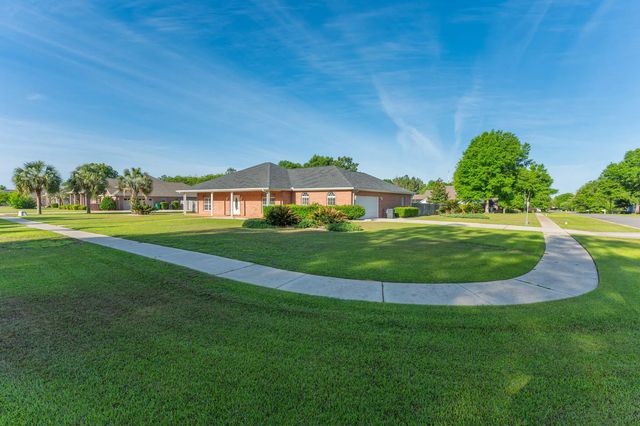 5552 Frontier Drive, Crestview