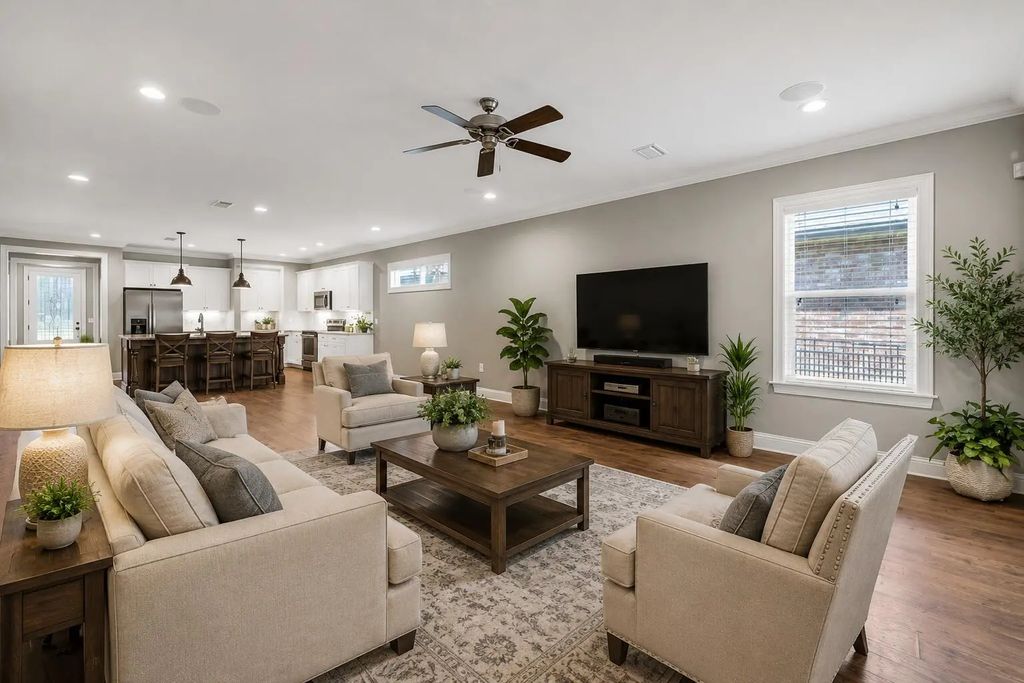 15 of 46 - 48 Oaktree Boulevard, Freeport, FL