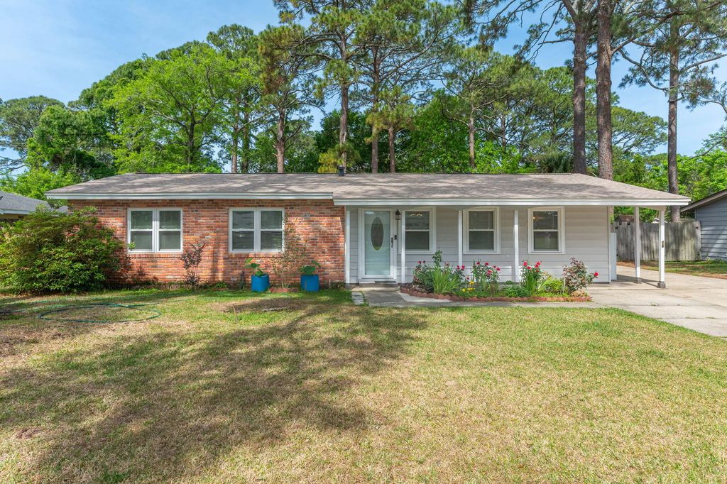 16 Sw Temple Avenue, Fort Walton Beach