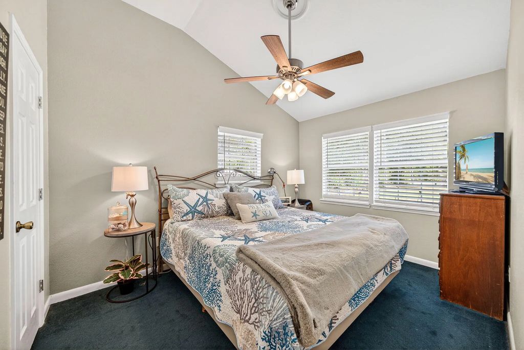 15 of 38 - 2554 Bay Grove Road, Freeport, FL