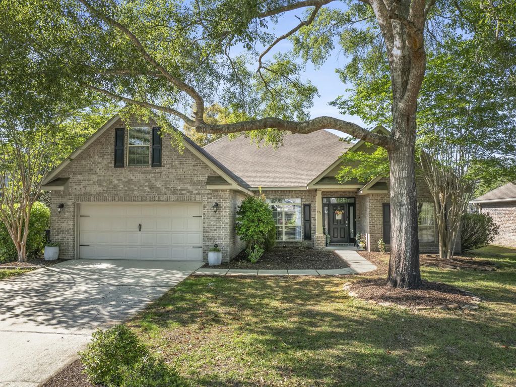471 Symphony Way, Freeport