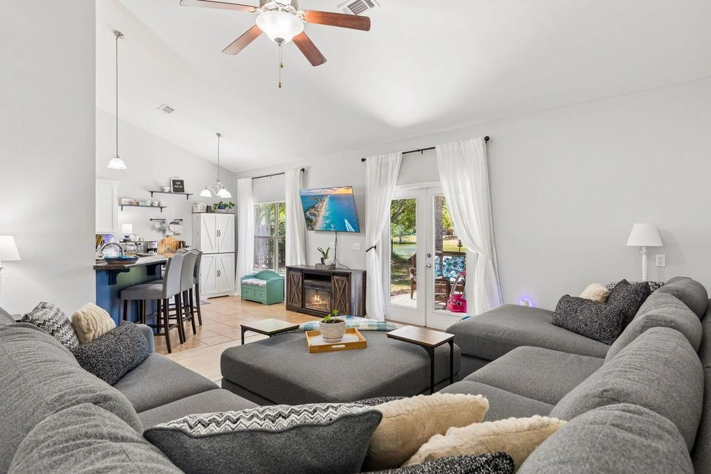13 of 52 - 471 Symphony Way, Freeport, FL
