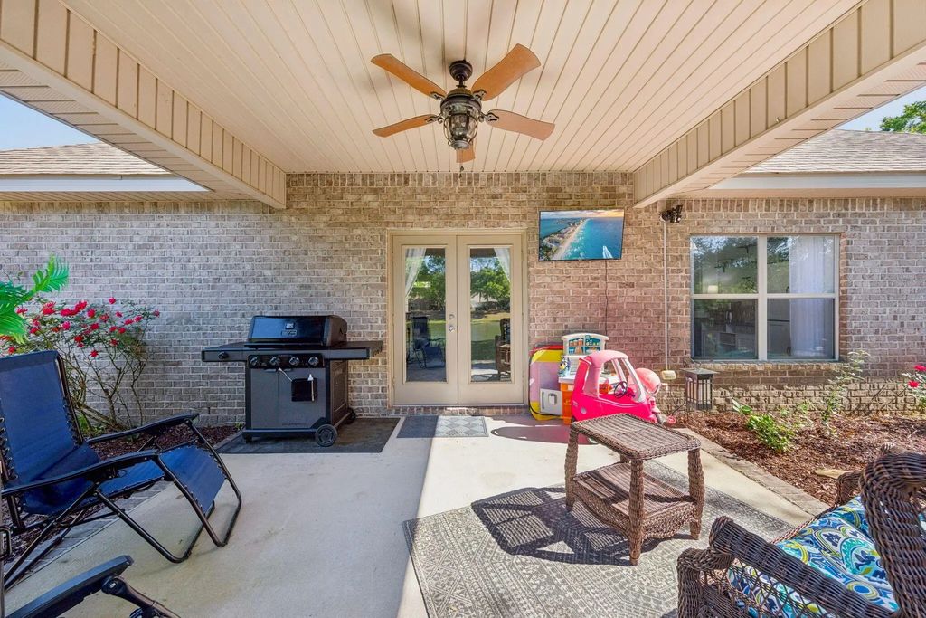 38 of 52 - 471 Symphony Way, Freeport, FL