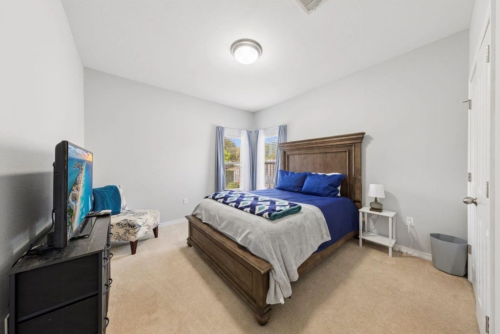 8 of 52 - 471 Symphony Way, Freeport, FL