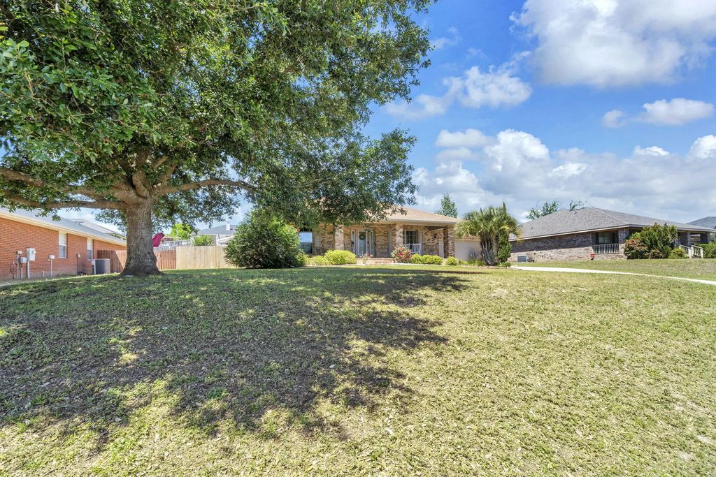 217 Raptor Drive, Crestview
