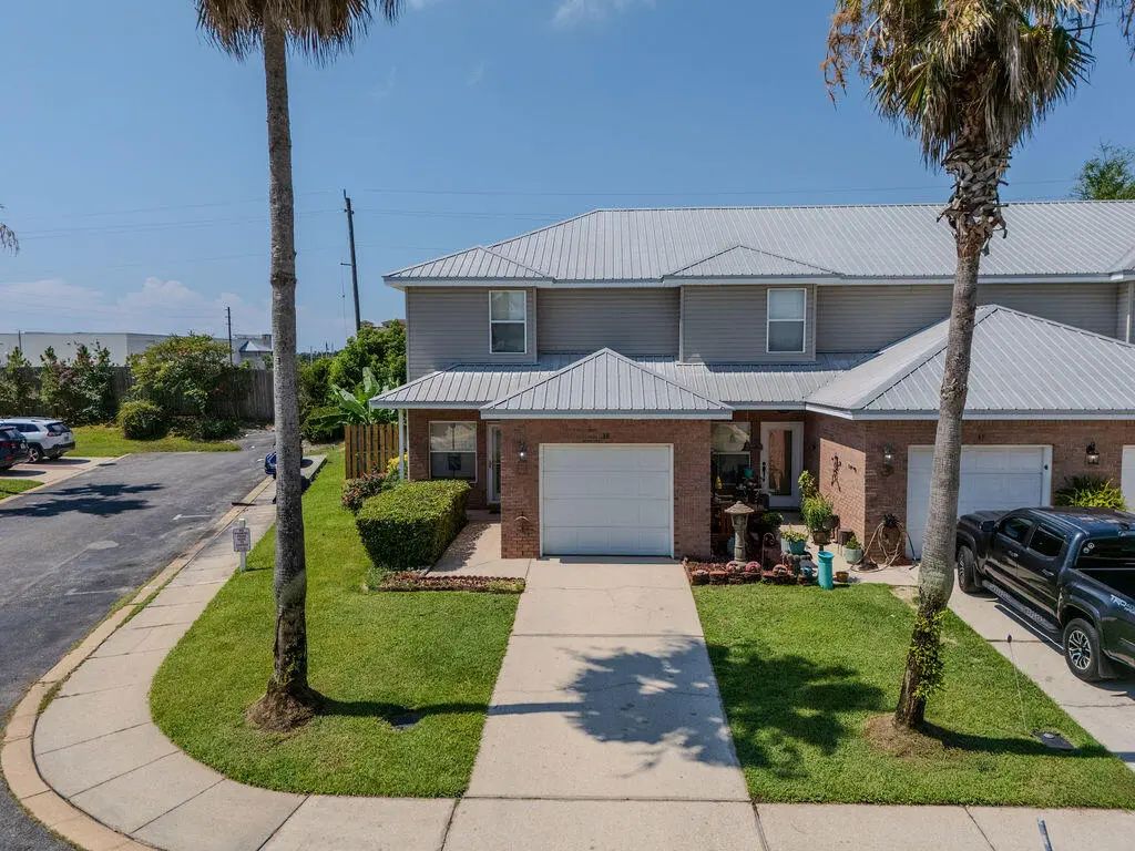 150 Bent Arrow Drive 38, Destin
