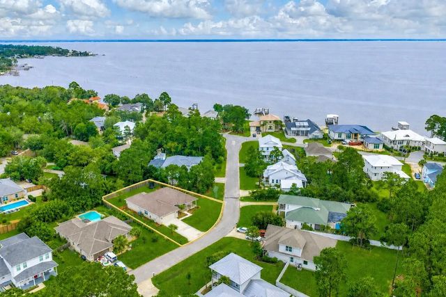 Photo of Listing #1005232