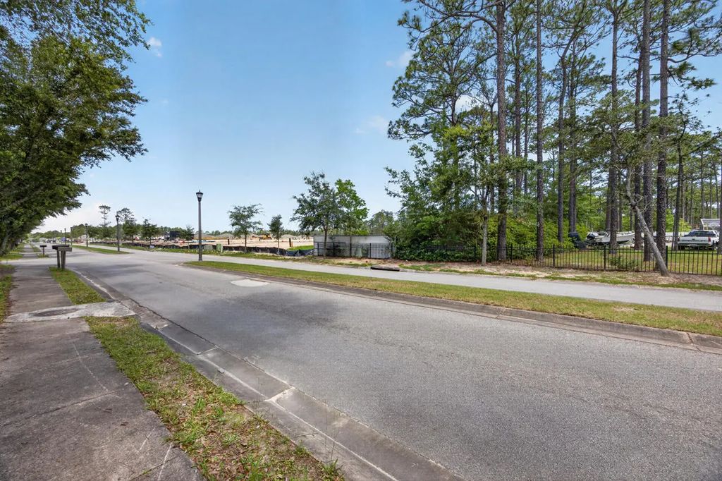 13 of 17 - 14162 331 Business Highway, Freeport, FL