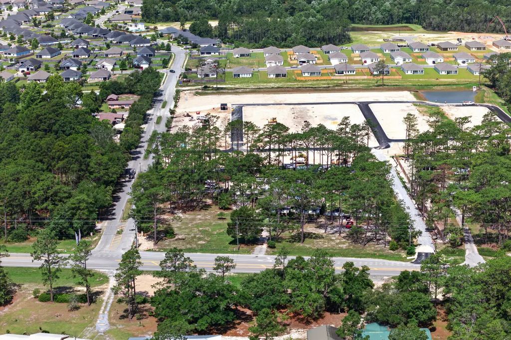 4 of 17 - 14162 331 Business Highway, Freeport, FL