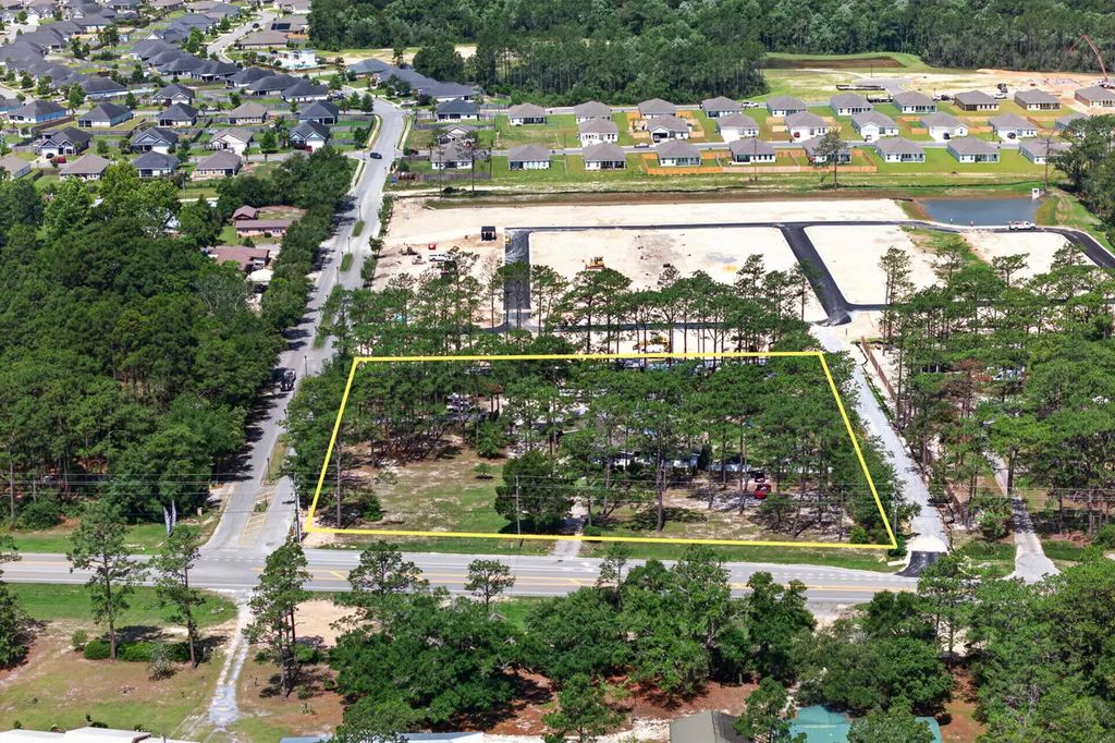 7 of 17 - 14162 331 Business Highway, Freeport, FL