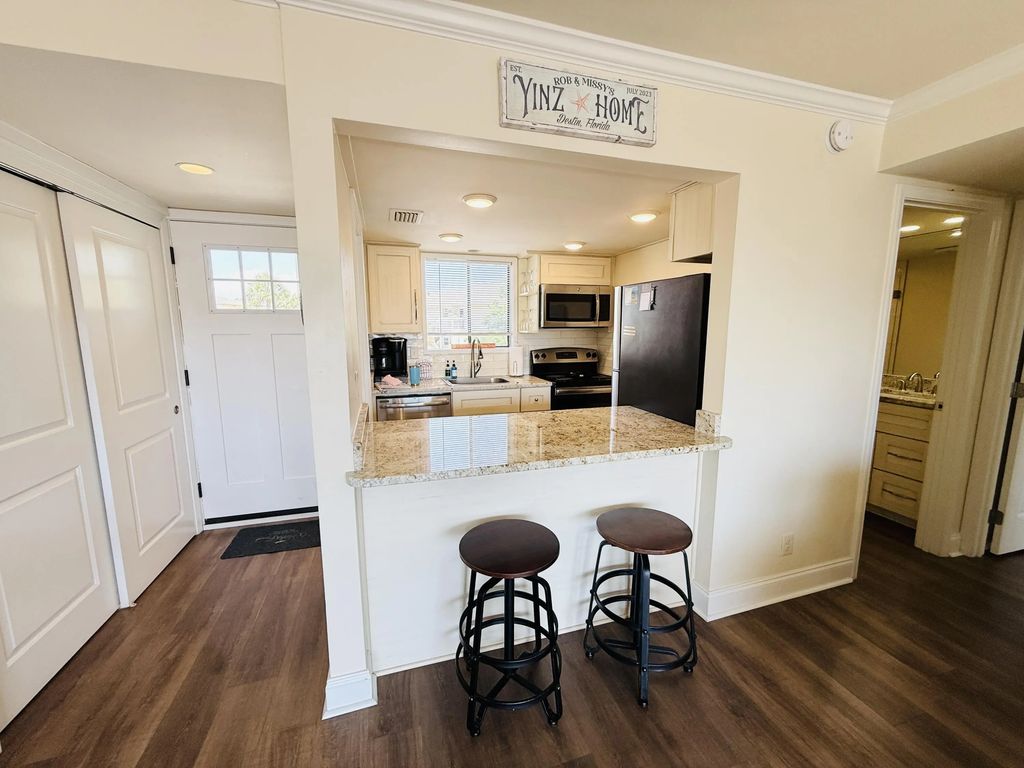10 of 65 - 775 Gulf Shore Drive Unit 2047, Destin, FL