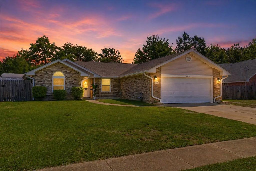 2232 Lemure Drive, Navarre