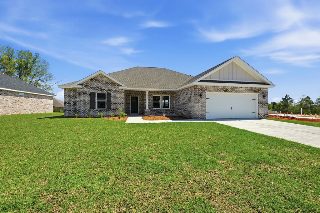 2807 Blackbird Court, Crestview