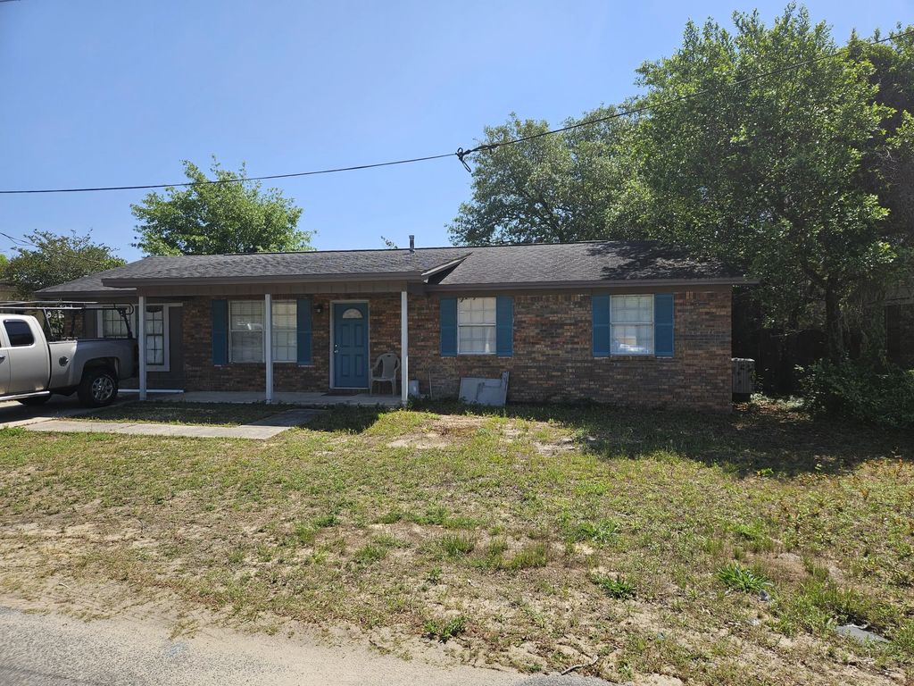 479 Aleta Avenue, Mary Esther
