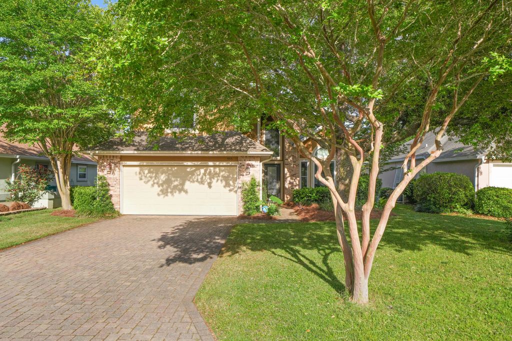 935 Shalimar Point Drive, Shalimar