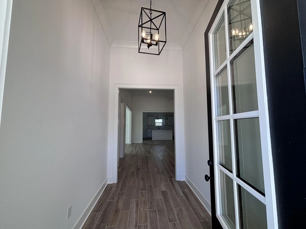 2 of 31 - 7 E Tweet Street, Freeport, FL