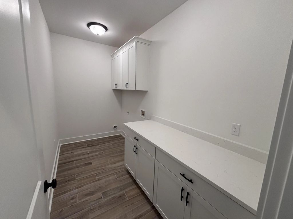 22 of 31 - 7 E Tweet Street, Freeport, FL