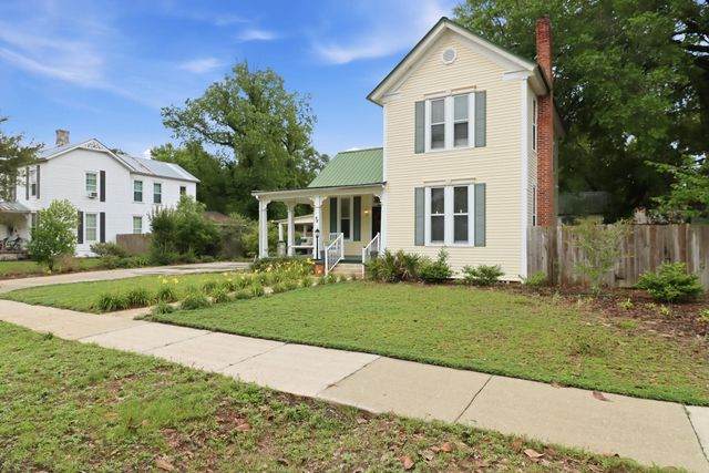 Photo of Listing #1001337