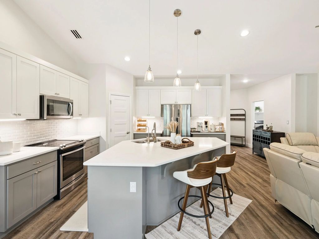 15 of 35 - 198 Waterside Lane, Freeport, FL
