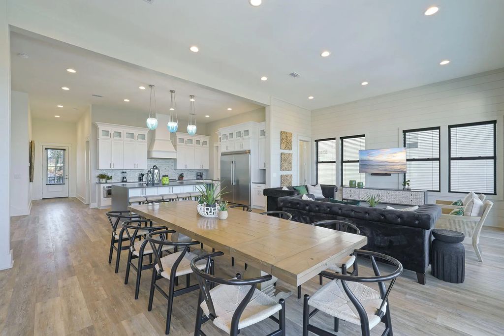 18 of 40 - 336 S Holiday Road, Destin, FL