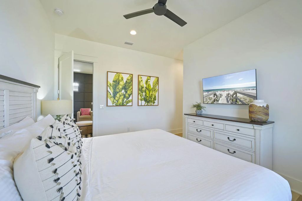 35 of 40 - 336 S Holiday Road, Destin, FL