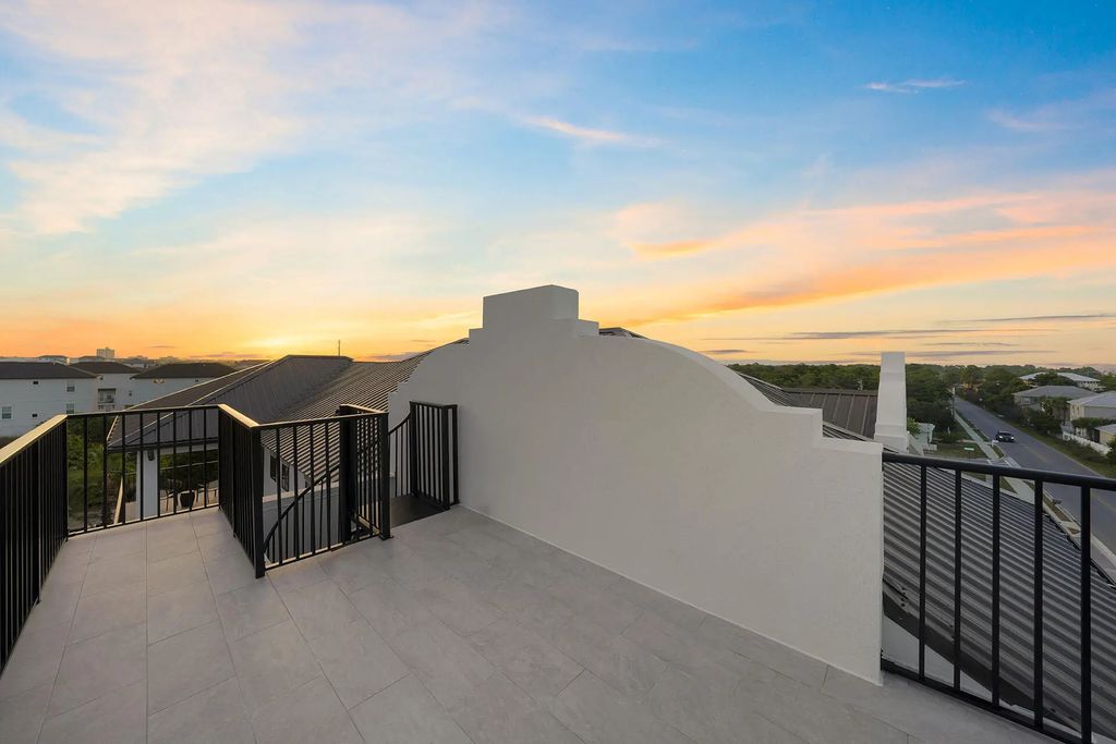 39 of 40 - 336 S Holiday Road, Destin, FL