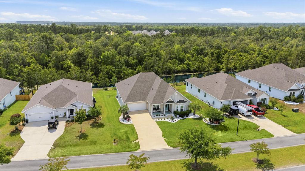 49 of 52 - 101 Hammock Oaks Boulevard, Freeport, FL
