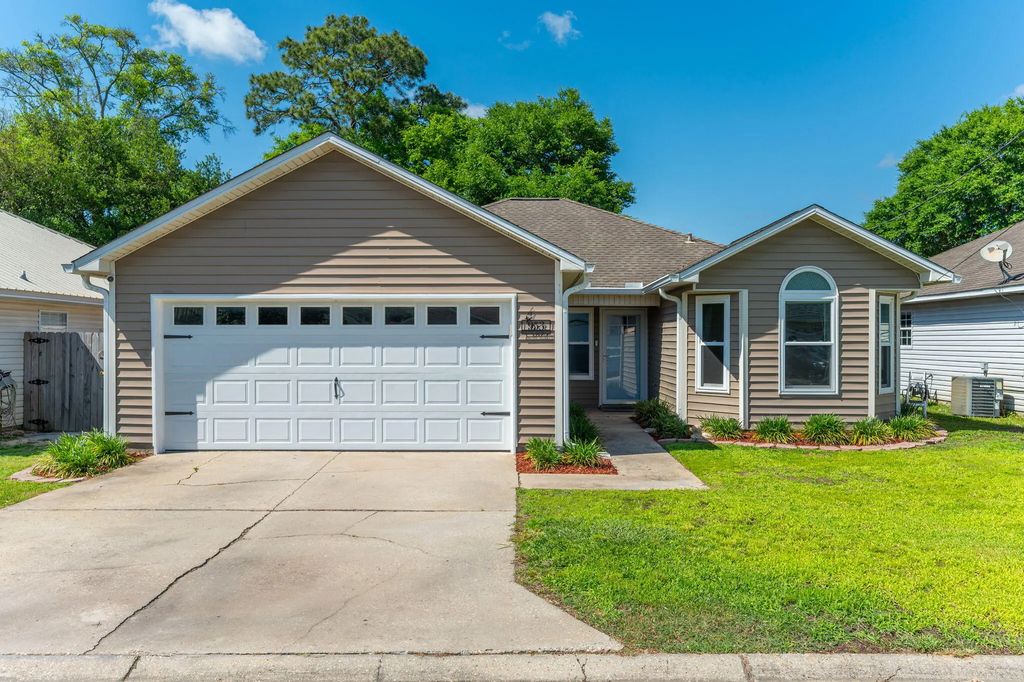 953 Pacific Silver Court, Fort Walton Beach
