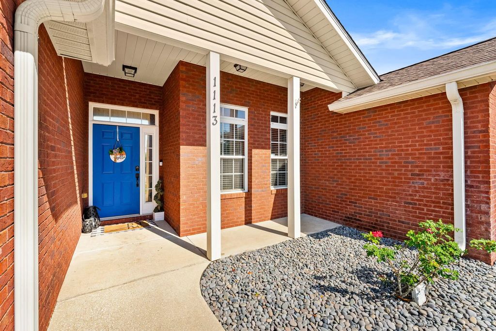 1113 N Haven Circle, Lynn Haven