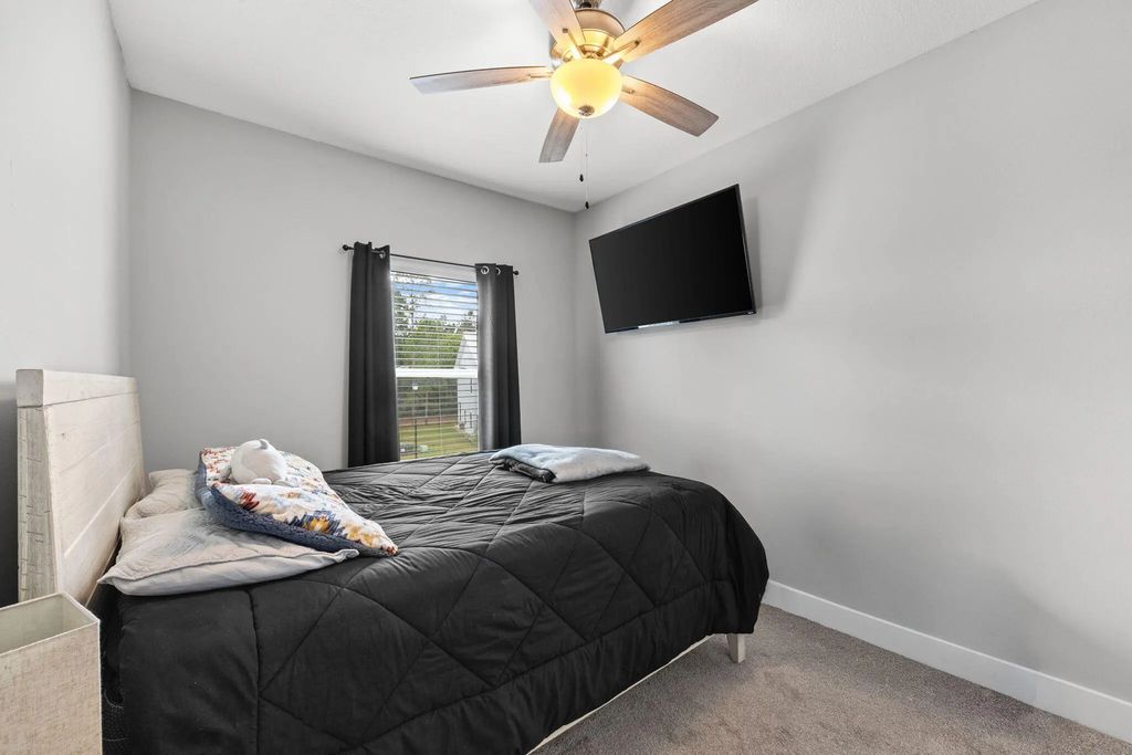 22 of 33 - 218 Date Palm Lane, Freeport, FL