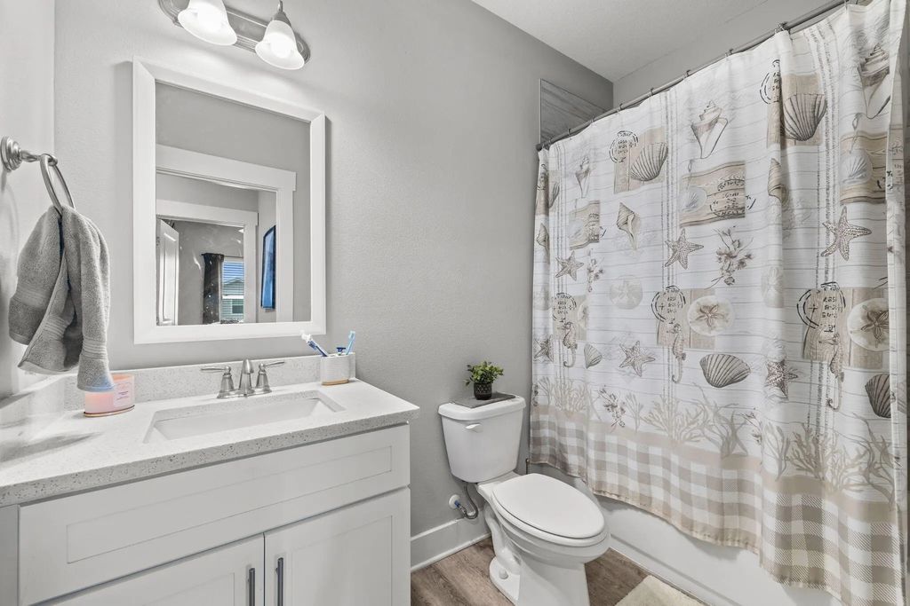 23 of 33 - 218 Date Palm Lane, Freeport, FL