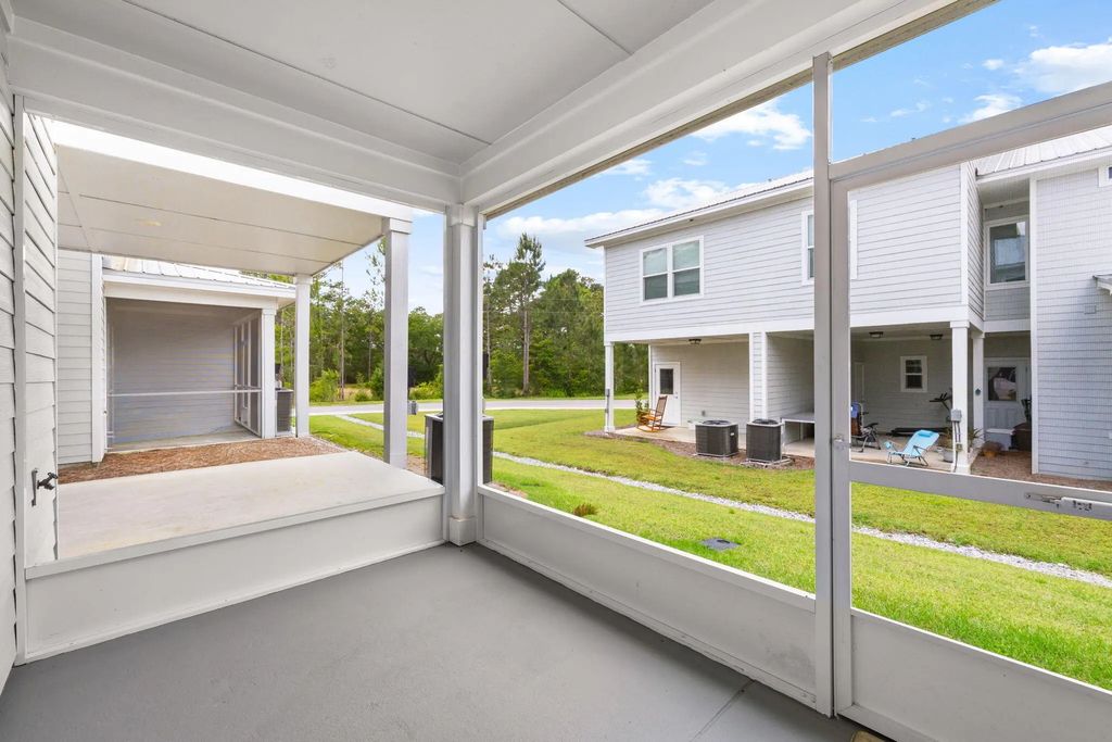 26 of 33 - 218 Date Palm Lane, Freeport, FL