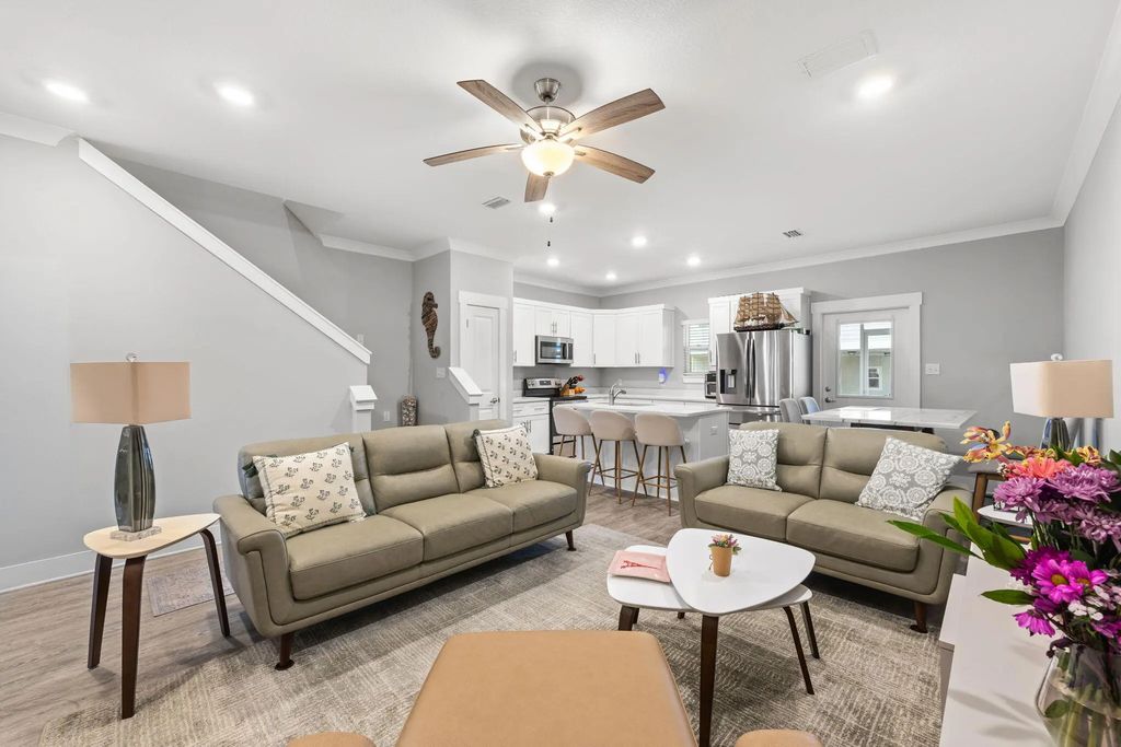 9 of 33 - 218 Date Palm Lane, Freeport, FL