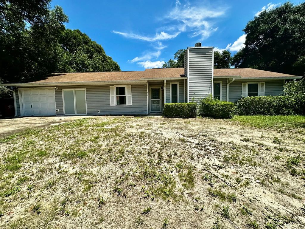 310 Springwood Circle, Crestview