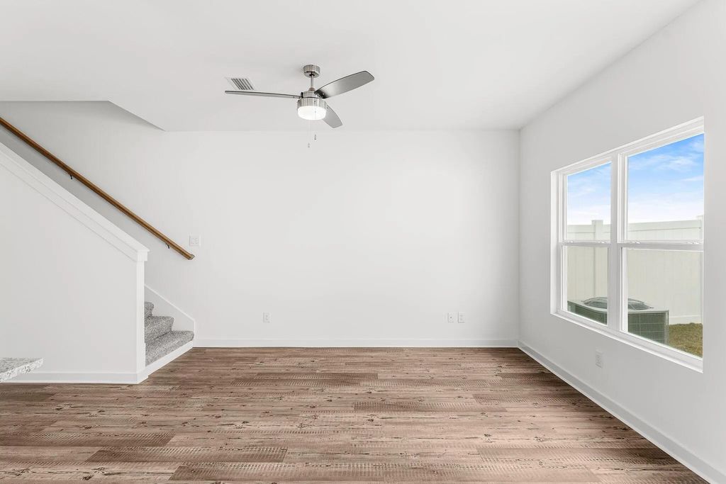 13 of 50 - 379 Arrowwood Boulevard, Freeport, FL