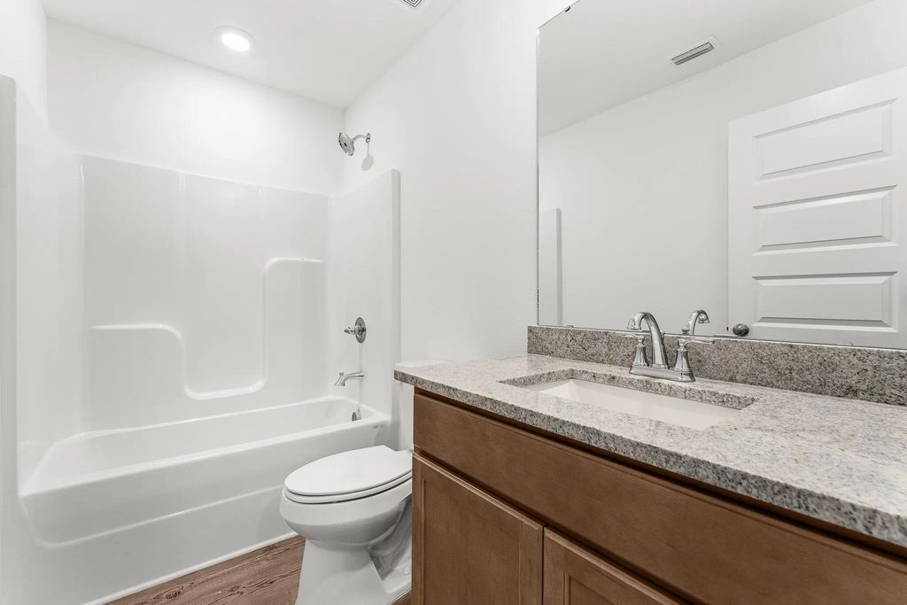 20 of 50 - 379 Arrowwood Boulevard, Freeport, FL
