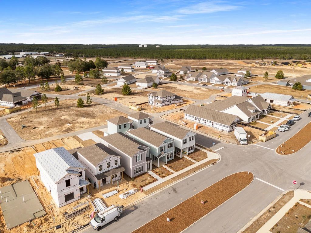 45 of 50 - 379 Arrowwood Boulevard, Freeport, FL