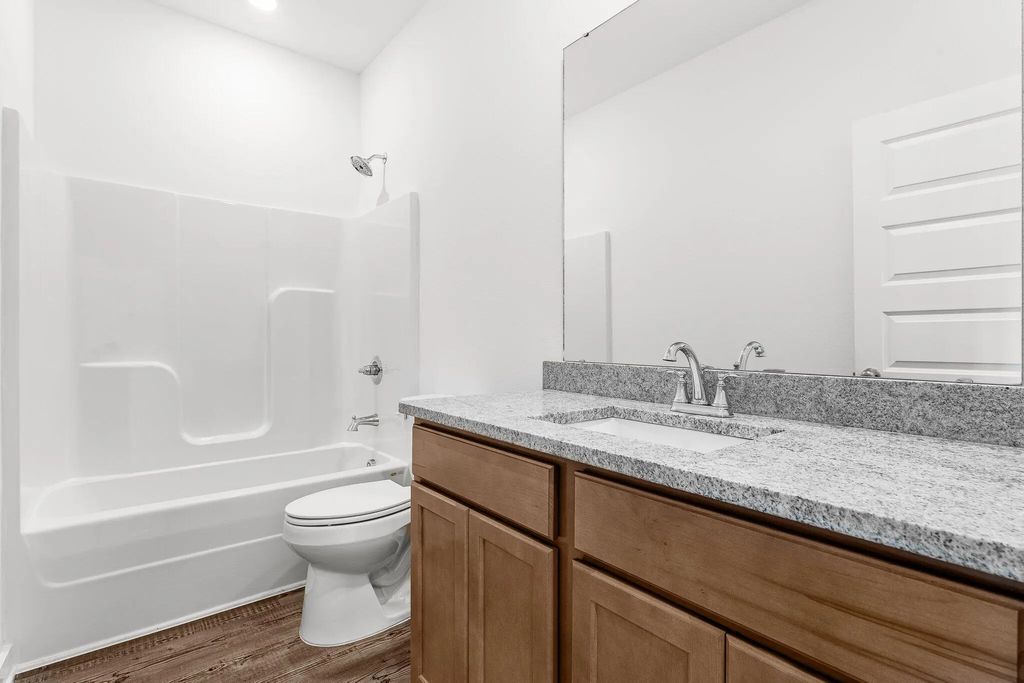5 of 50 - 379 Arrowwood Boulevard, Freeport, FL