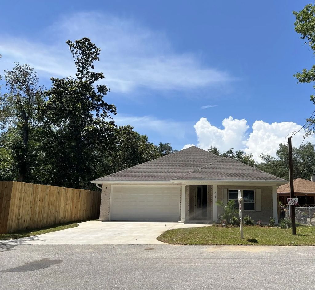 498 Robert Avenue, Niceville