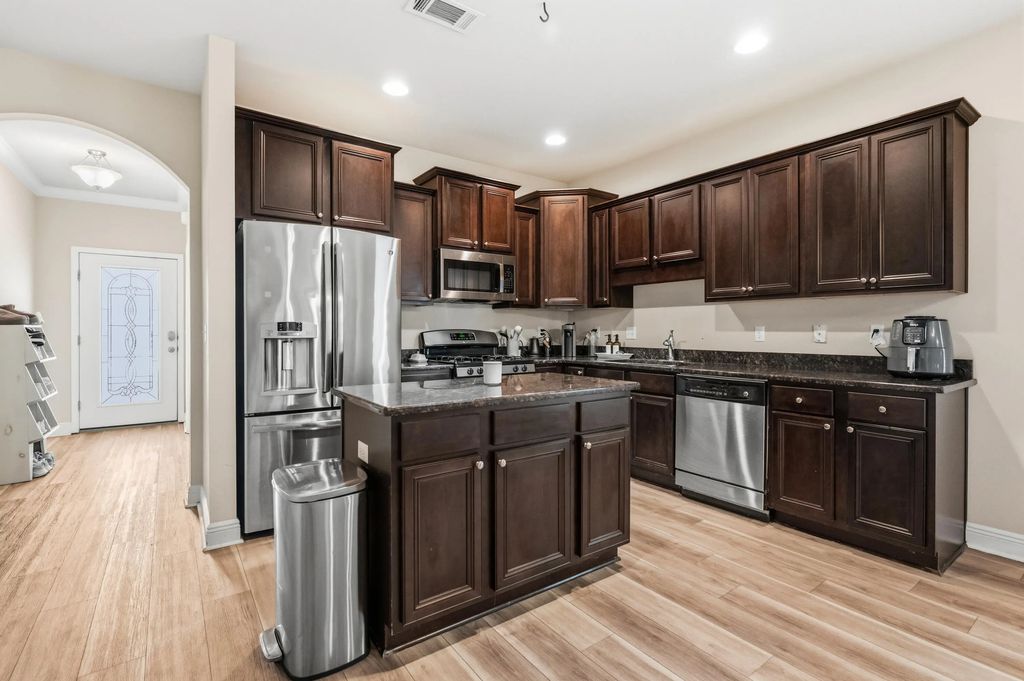 8 of 36 - 41 Dickens Drive, Freeport, FL