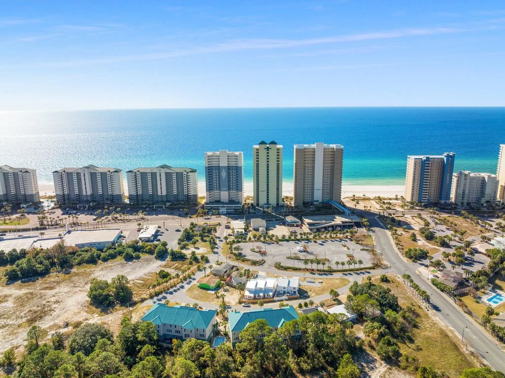 33 of 47 - 512 Dement Circle Circle Apt C, Panama City Beach, FL