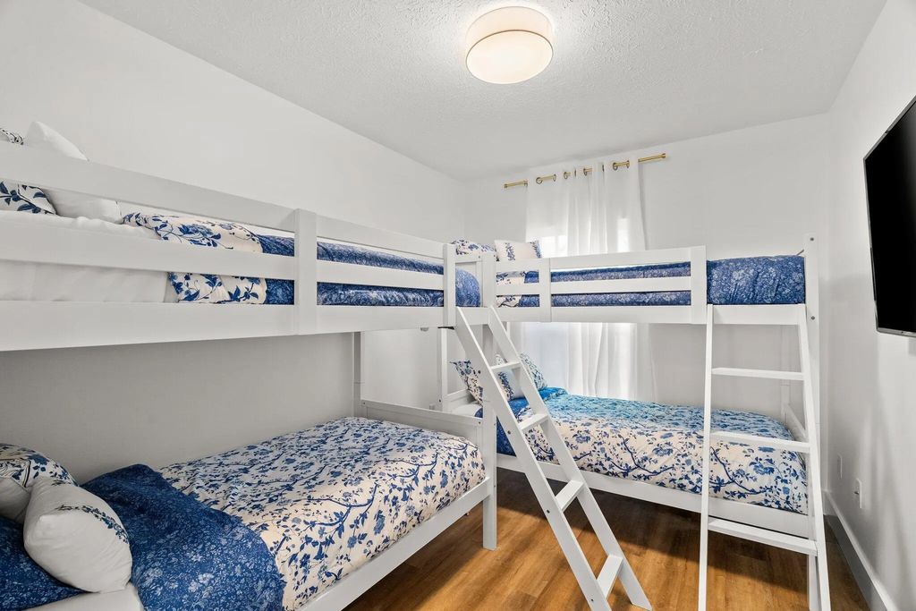 34 of 47 - 512 Dement Circle Circle Apt C, Panama City Beach, FL
