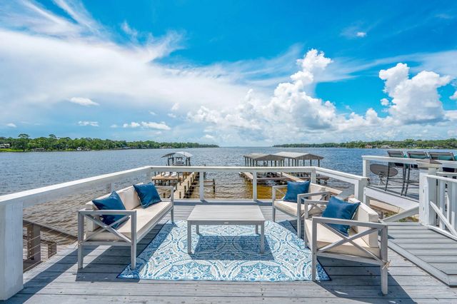 Photo of Listing #1002092