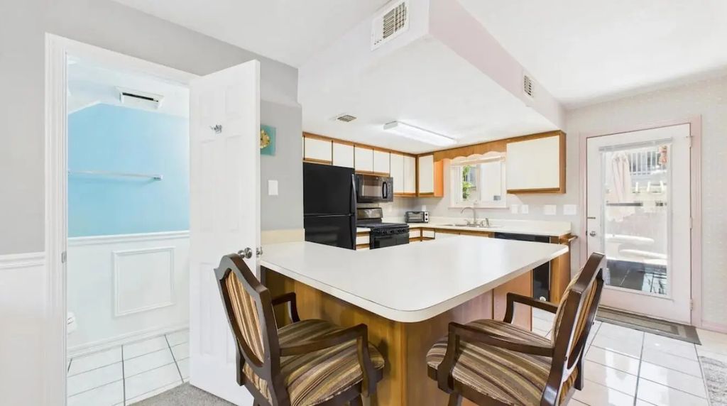 10 of 49 - 132 W Leslie Lane, Panama City Beach, FL