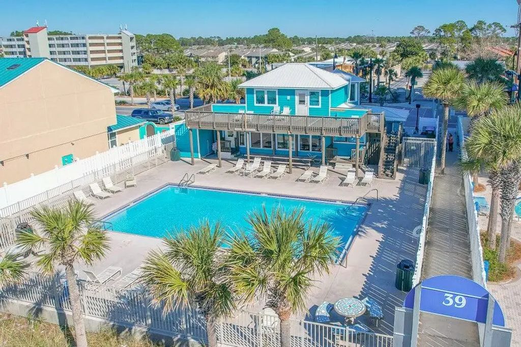 38 of 49 - 132 W Leslie Lane, Panama City Beach, FL