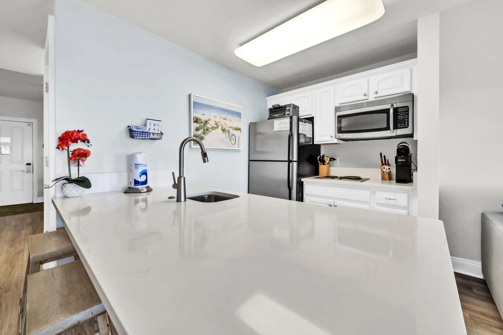 9 of 59 - 114 Carillon Market Street 402, Panama City Beach, FL
