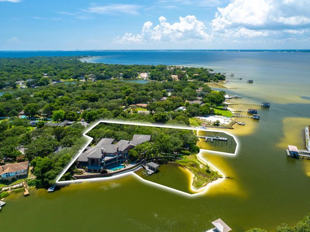 Photo of Listing #1002228
