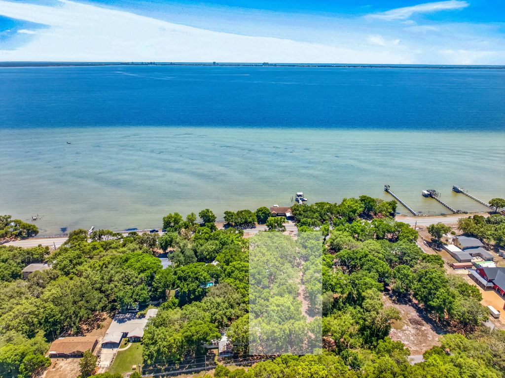 2 of 22 - 14332 Florida 20, Freeport, FL