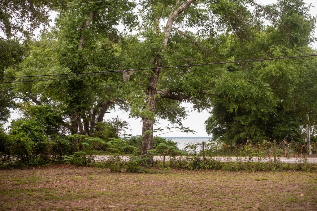 4 of 22 - 14332 Florida 20, Freeport, FL