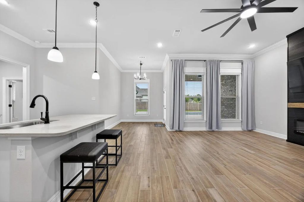 16 of 82 - 155 Lumen Loop, Freeport, FL